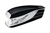 Hulapparater & Hæftemaskiner - Leitz Hæftemaskine 5502 NeXXt 30 ark Sort - 55020095