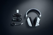 Hovedtelefoner/headset - Razer BlackShark V3 Pro (for Playstation) - RZ04-05400600-R3G1