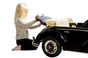 Løbecykler, Gåbiler & Scootere - Mercedes 300S, 12V, fjernbetjening, gummihjul - 300S
