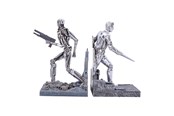 Merchandise - Nemesis Now - Nemesis - Terminator - T-1000 Vs T-800 Bookend - B7681C26