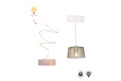 Dukke, bamse og udstyr - Micki Lundby loftlampe og lyskæde med lys. Bruger 2x CR2032 batterier (medfølger ikke). 15-minutters automatisk slukning. - 18403