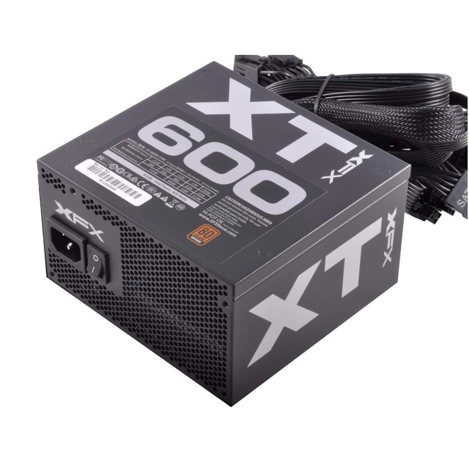 Strømforsyning - XFX XT Series P1-600B-XTFR Strømforsyning - 600 Watt - 120 mm - ATX - 80 Plus Bronze certified - P1-600B-XTFR